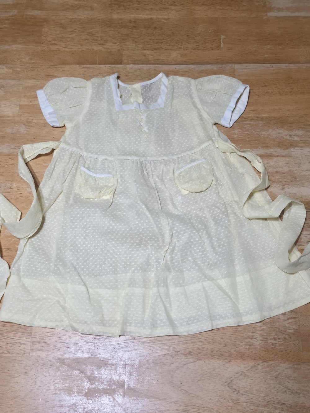Vintage Hand Made Pale Yellow 2t Baby Girl Dress